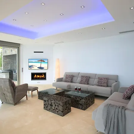 Villamargreenwich Αλτέα